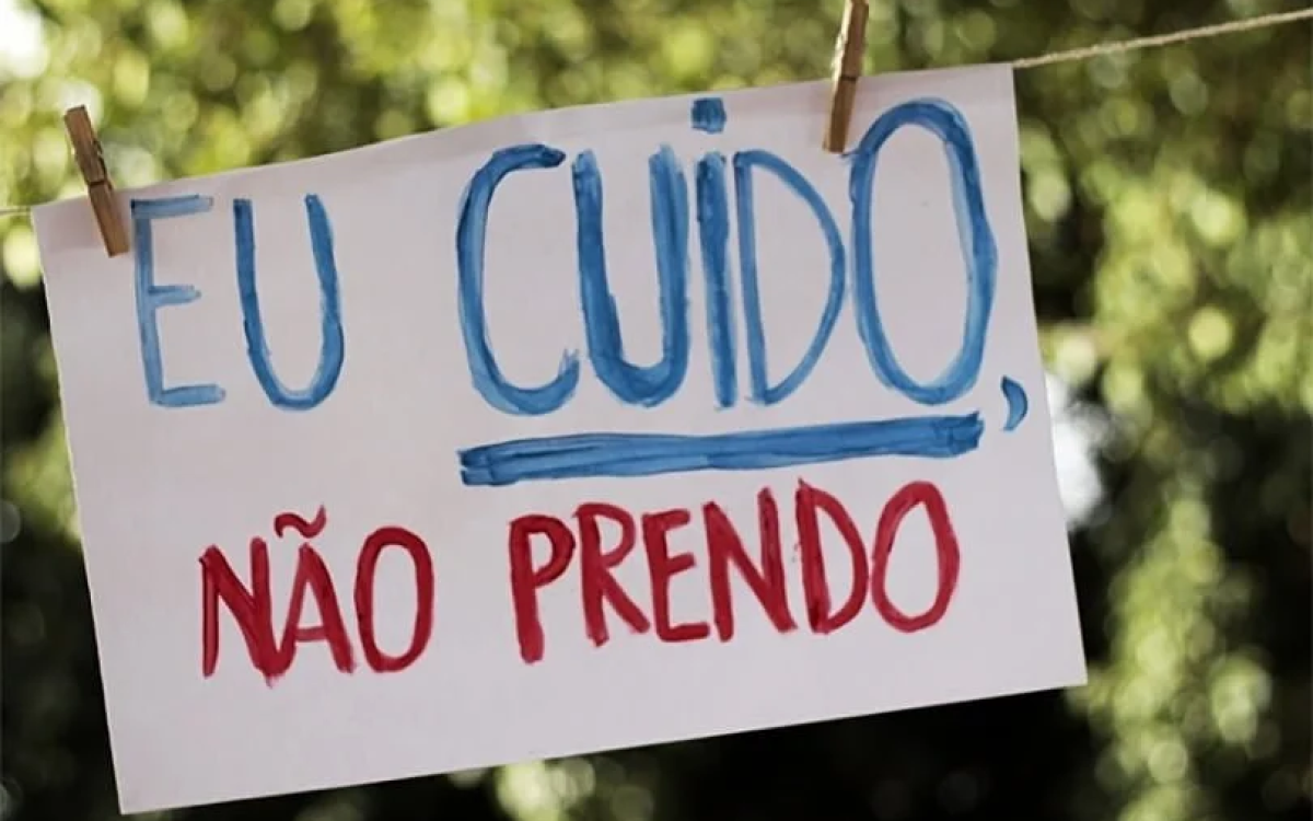 Por que o Estado tenta intimidar o movimento antimanicomial?