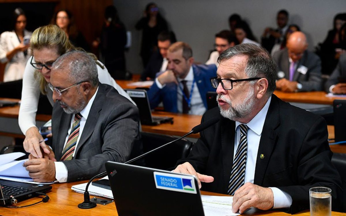 CAS do Senado aprova criação do Dia Nacional das Comunidades Terapêuticas. Entidades ligadas a luta antimanicomial são contra a aprovação desse projeto.